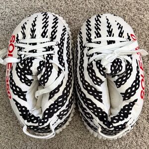 Black and White Yeezy Comfy Slippers
